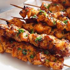 Plat Brochettes de poulet